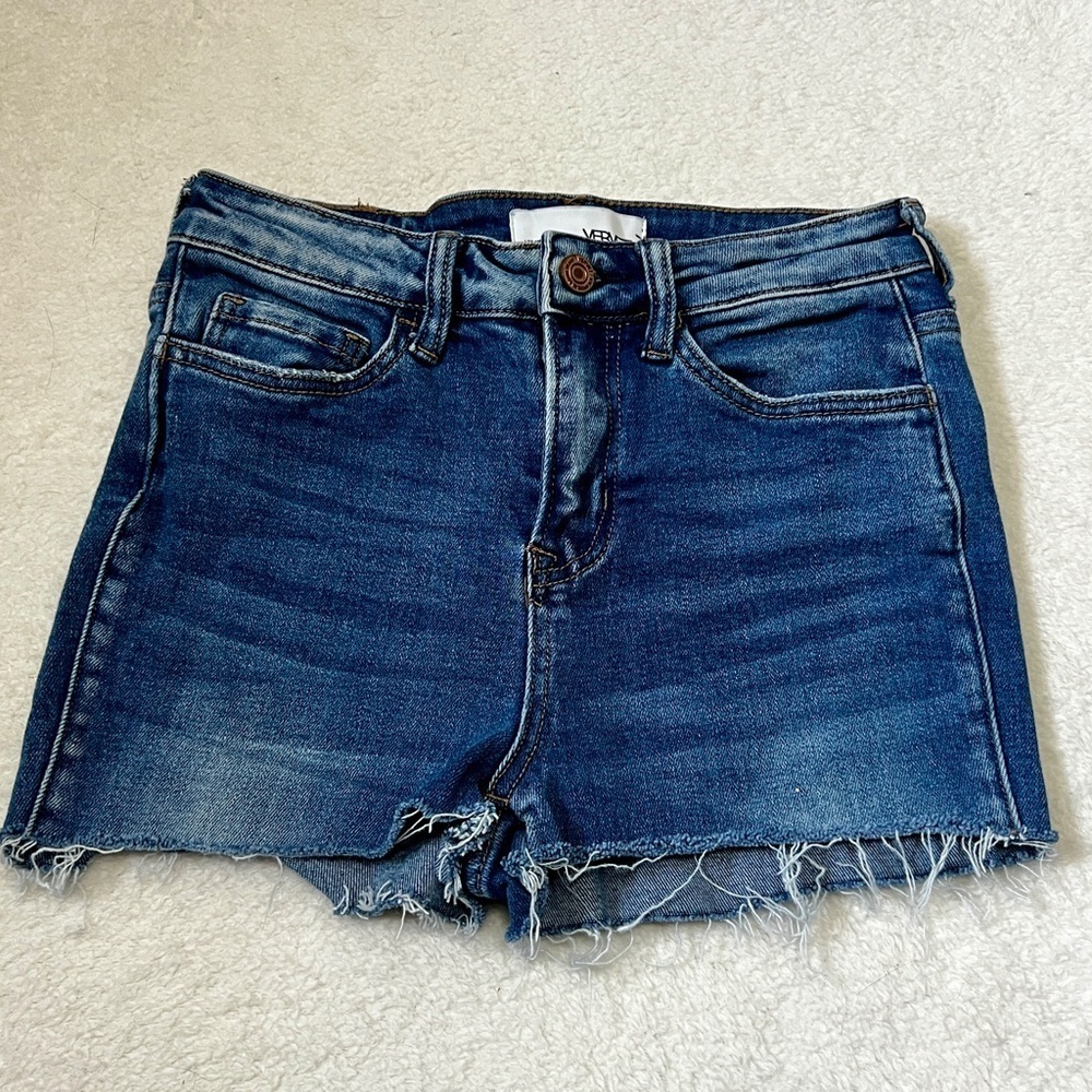 VERVET Raw Hem Cut-Off Denim Shorts - Size 25 - Picture 2 of 11